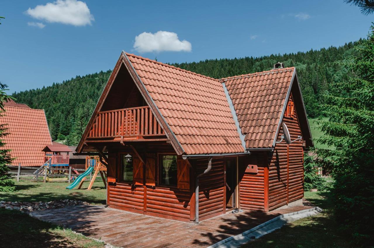 Vila Tijana Mitrovac Exteriör bild